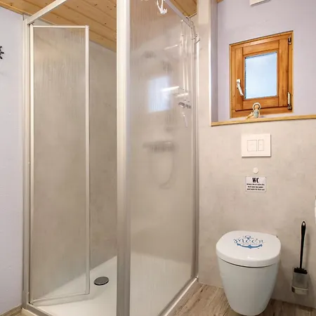 Üdülőpark Hoerselberg, Bgl 15 *